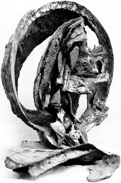 Elemento circolare con elementi plastici, or Elementi circolari, 1964, bronze, 80 x 70 x 60 cm. Private collection, Philadelphia, PA, USA