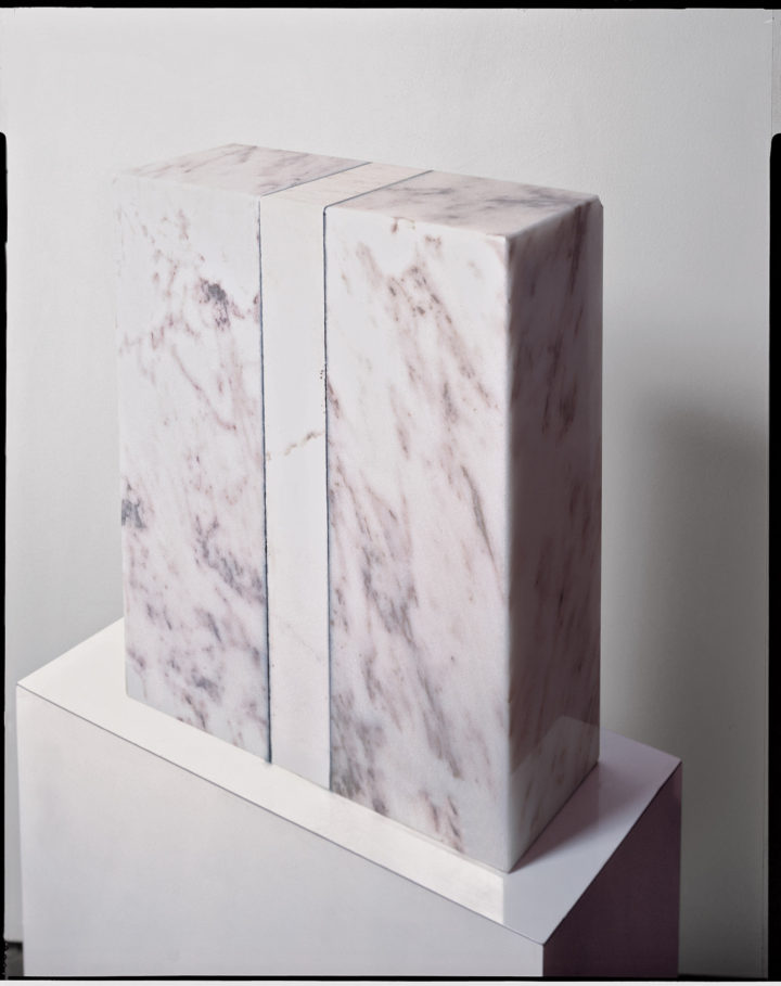 Mellow. 1979, Rosa Aurora and Bianco Focacci (Carrara) marble, 40.7 x 33 x 14 cm. Collection of the artist.