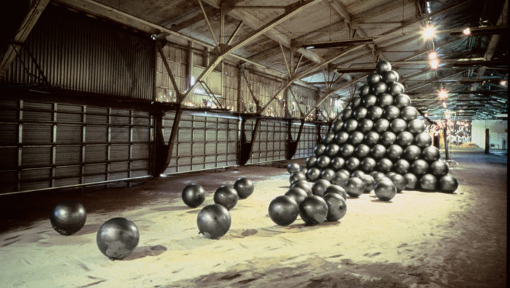 Pyramid of Rolling Spheres