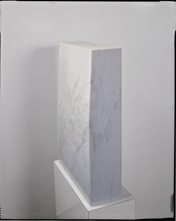 Silence III, 1979, Bianco Carrara marble, 61 x 40.7 x 14 cm.
Collection unknown.