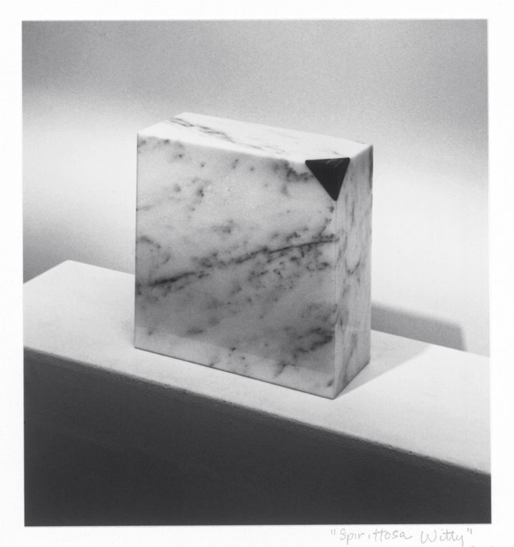Spiritosa, or Witty, 1979, Rosa Aurora & Nero Portoro Marble, 31.0 x 31.0 x 13.5 cm. Collection of the artist. 