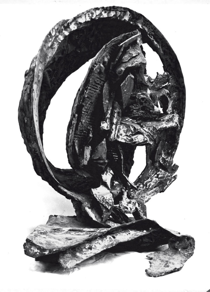 Elemento circolare con elementi plastici, or Elementi circolari, 1964, bronze, 80 x 70 x 60 cm. Private collection, Philadelphia, PA, USA