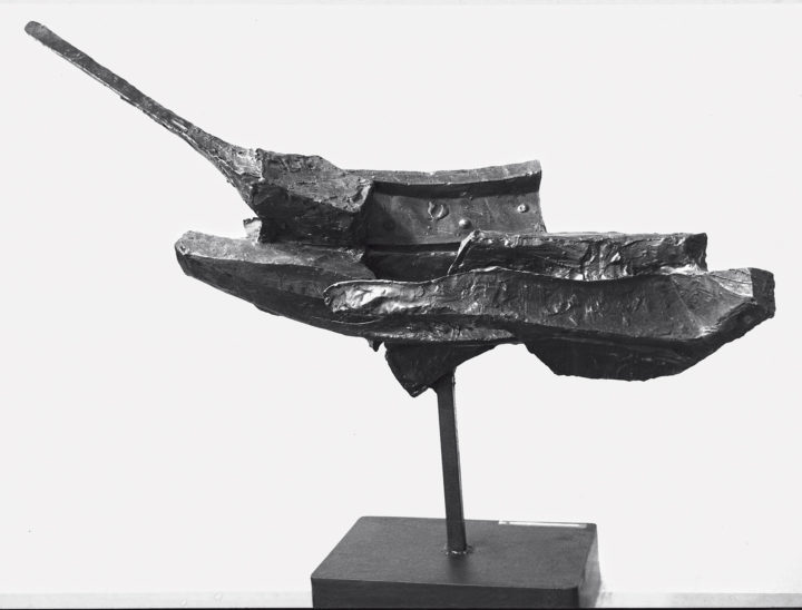 Volo tragico III, or Tragic Flight III, 1964, Bronze, 109 x 102 x 76 cm. 
Collection of the artist.